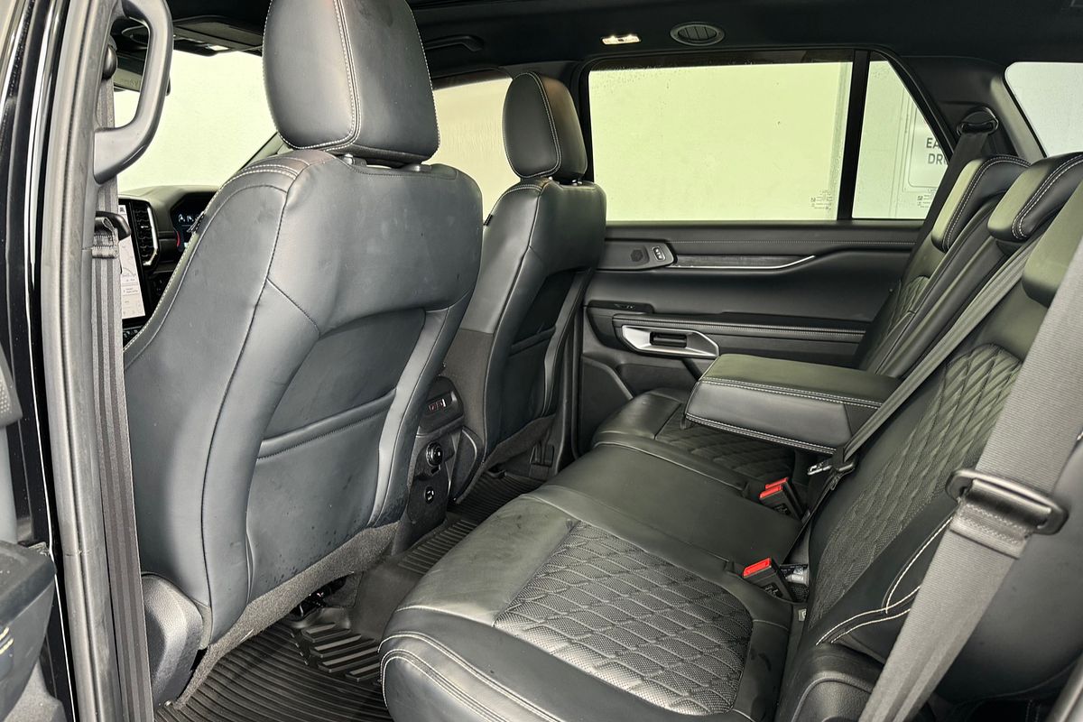 2023 Ford Everest Platinum
