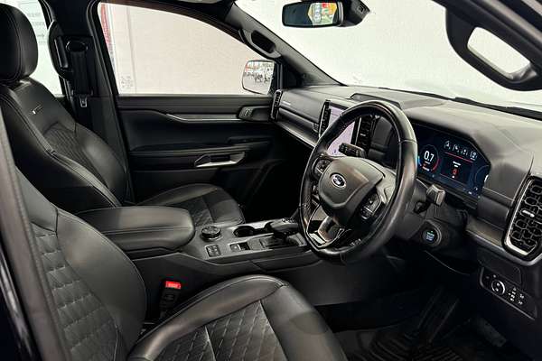 2023 Ford Everest Platinum