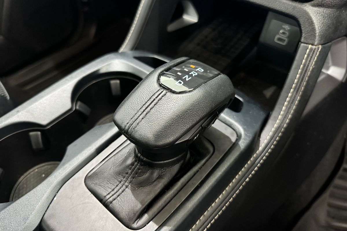 2023 Ford Everest Platinum
