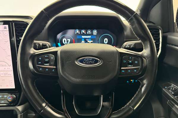 2023 Ford Everest Platinum