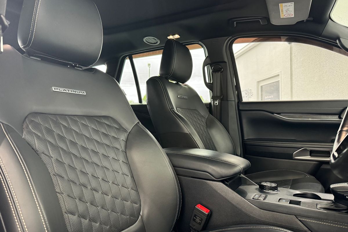 2023 Ford Everest Platinum