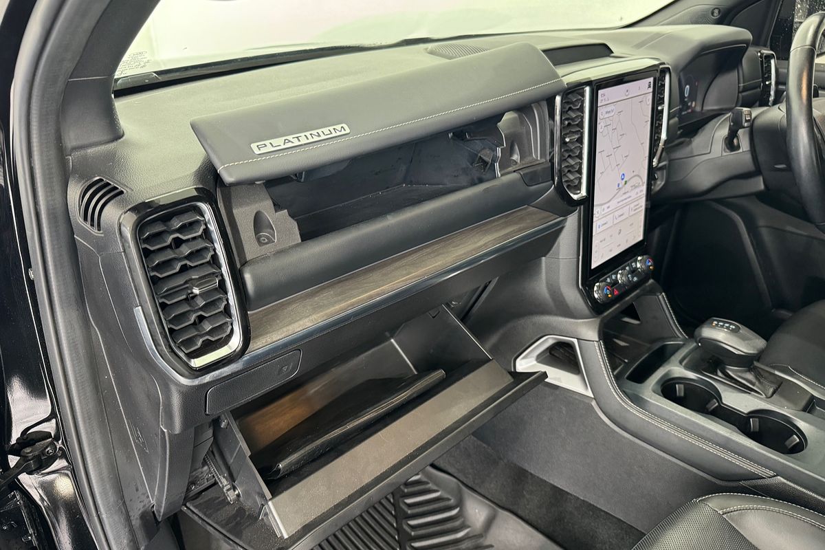 2023 Ford Everest Platinum