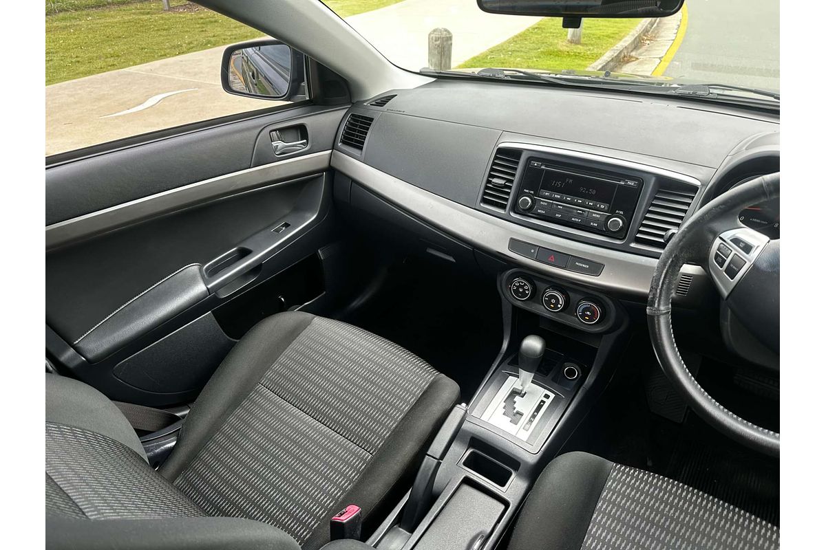 2013 Mitsubishi Lancer ES CJ