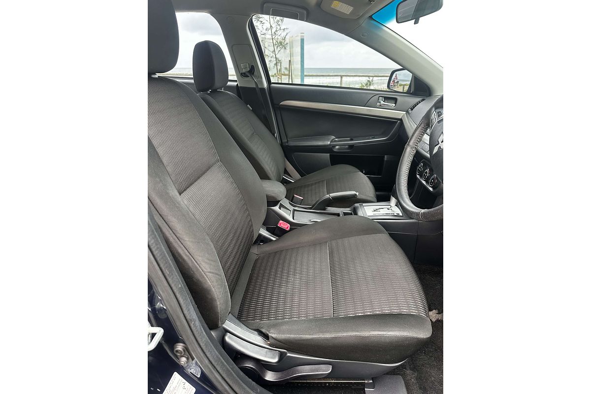 2013 Mitsubishi Lancer ES CJ