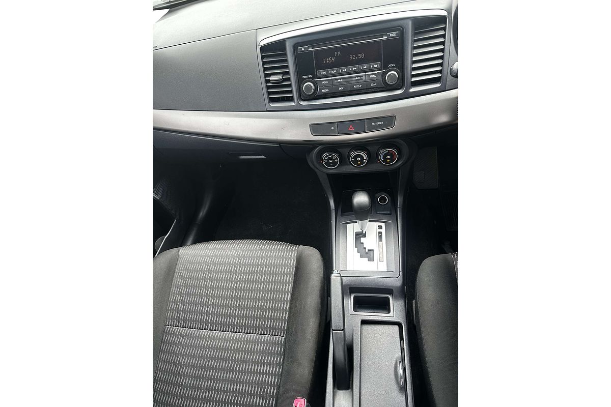 2013 Mitsubishi Lancer ES CJ