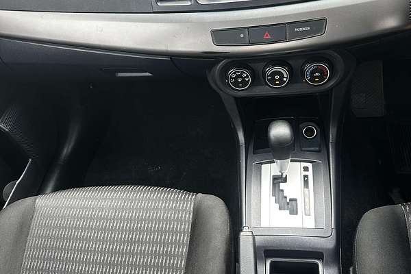 2013 Mitsubishi Lancer ES CJ
