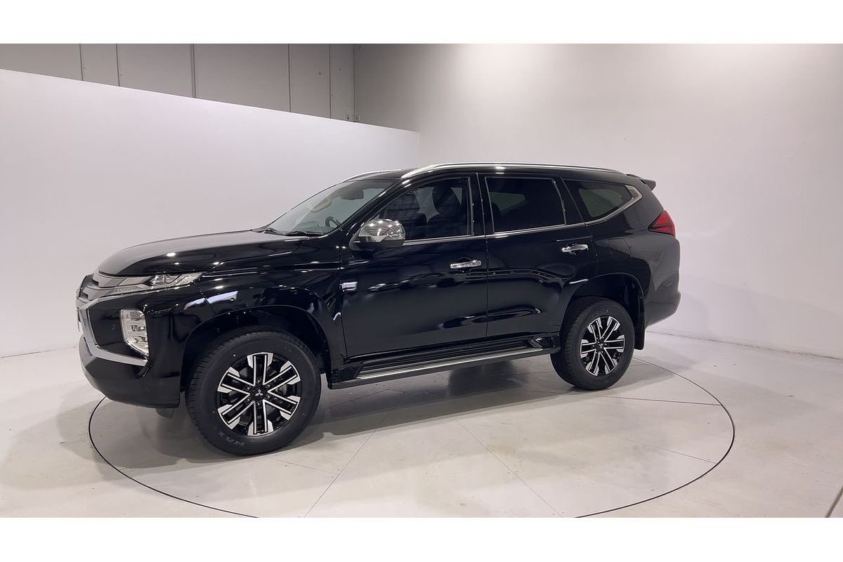 2022 Mitsubishi Pajero Sport Exceed QF
