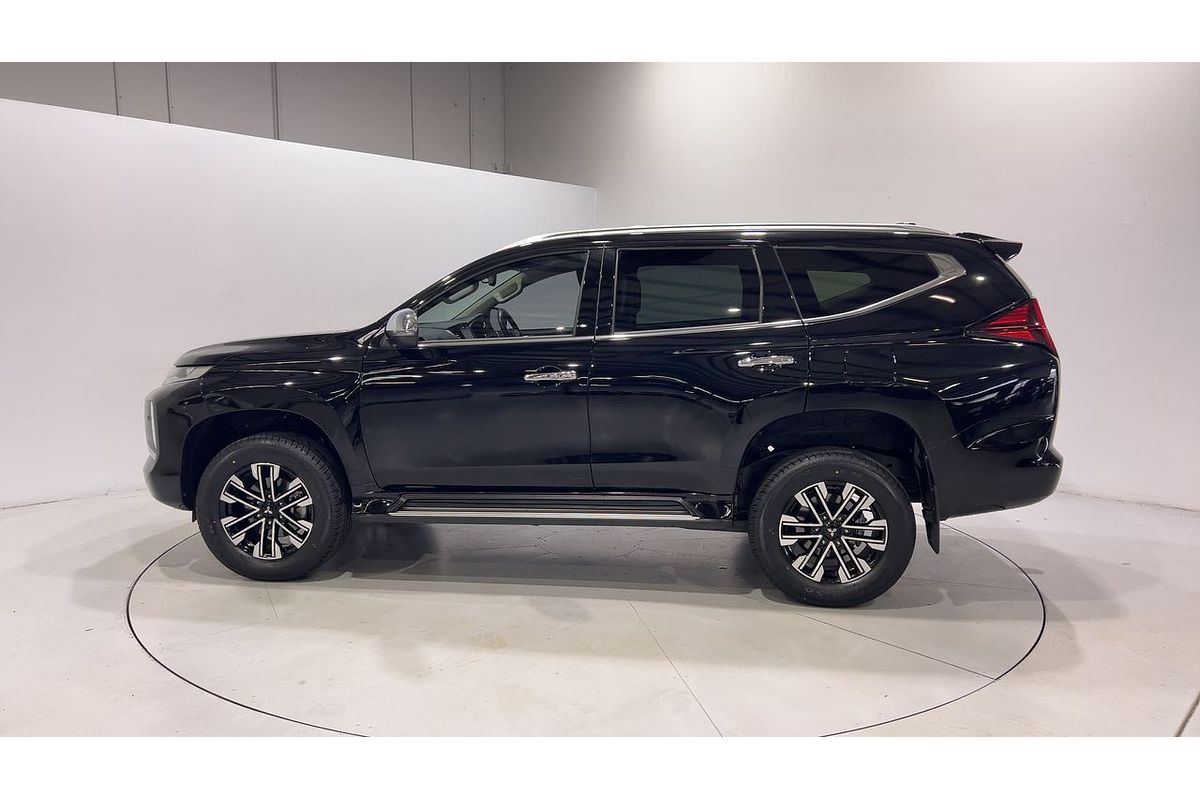 2022 Mitsubishi Pajero Sport Exceed QF