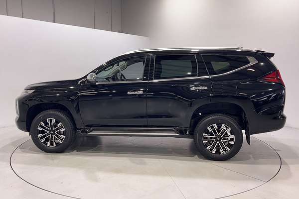 2022 Mitsubishi Pajero Sport Exceed QF