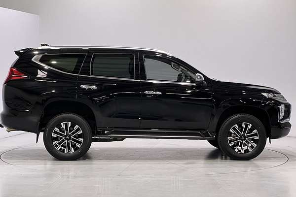 2022 Mitsubishi Pajero Sport Exceed QF