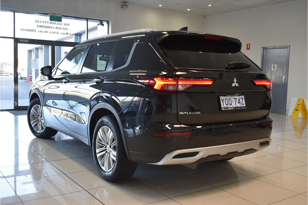2022 Mitsubishi Outlander LS ZM