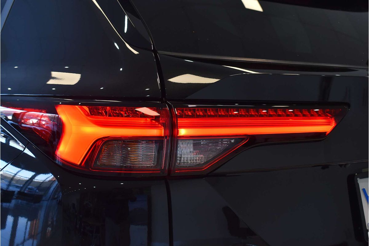 2022 Mitsubishi Outlander LS ZM