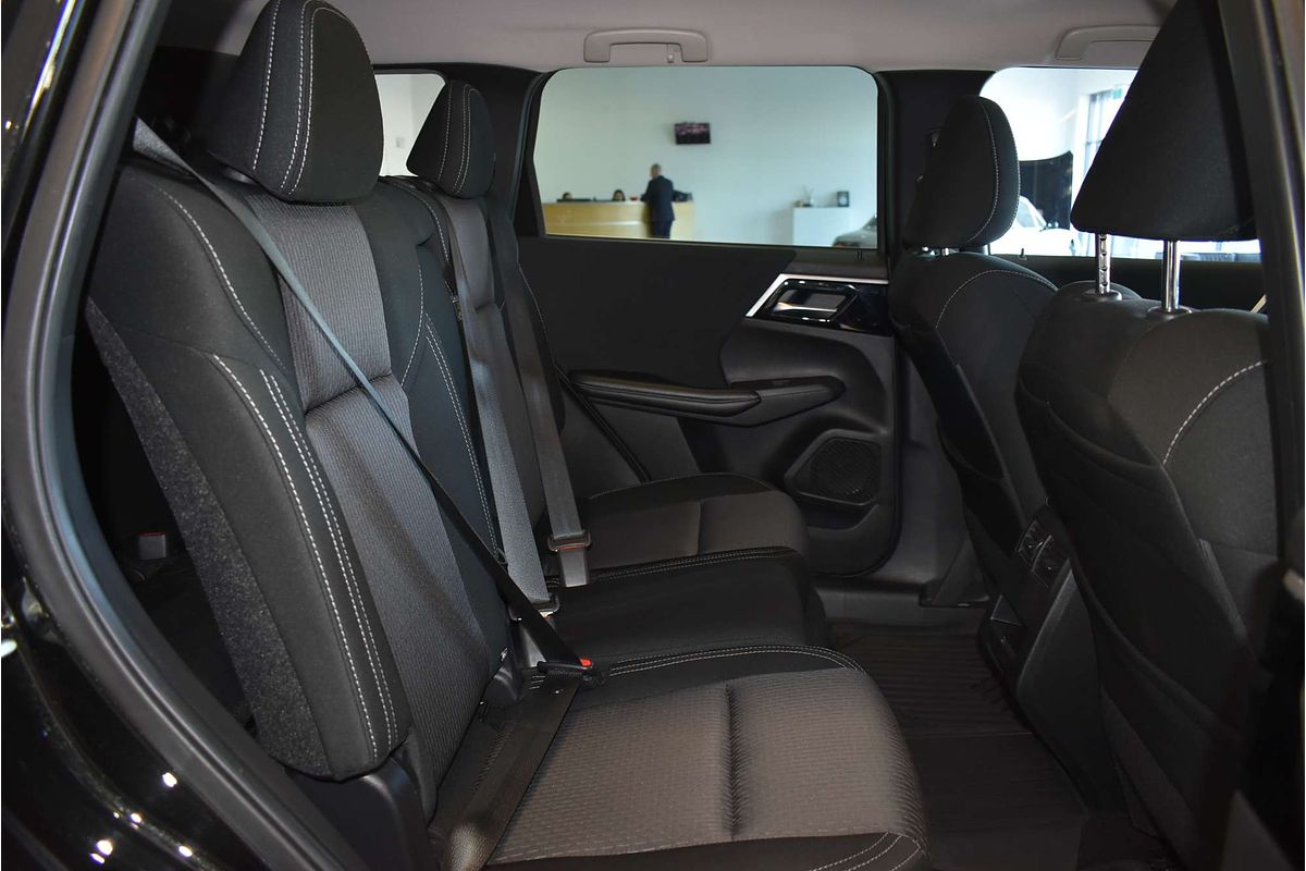 2022 Mitsubishi Outlander LS ZM