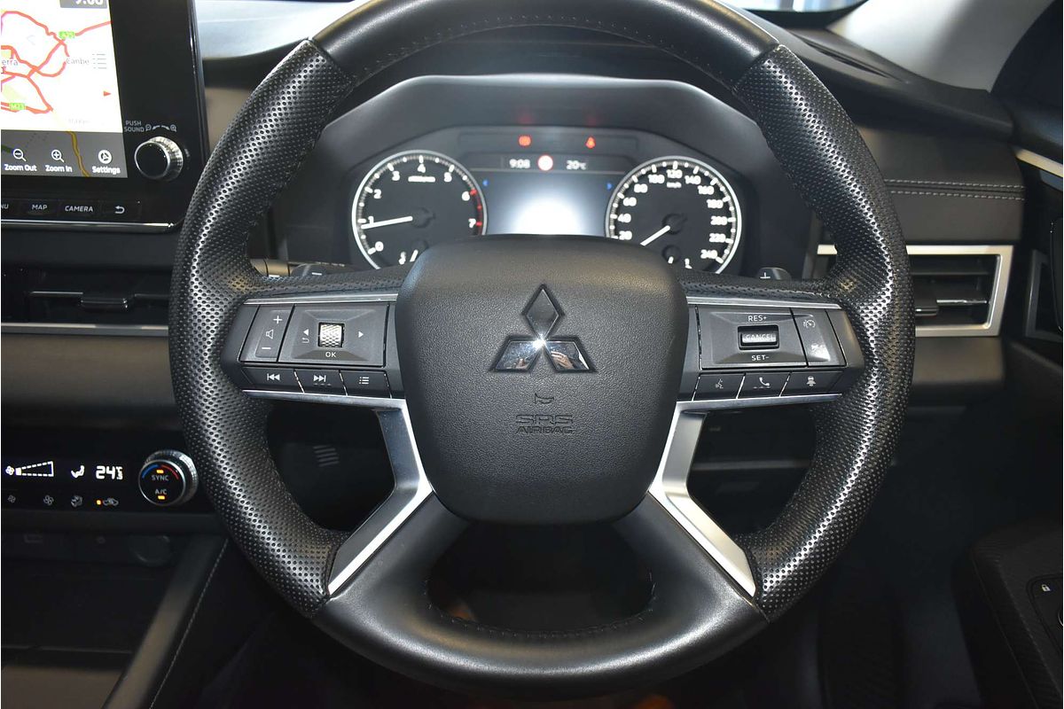 2022 Mitsubishi Outlander LS ZM