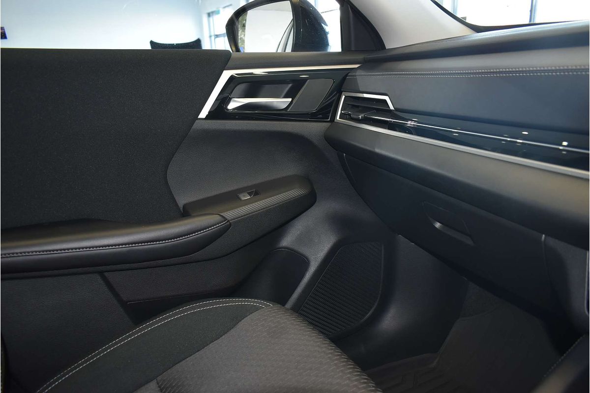 2022 Mitsubishi Outlander LS ZM
