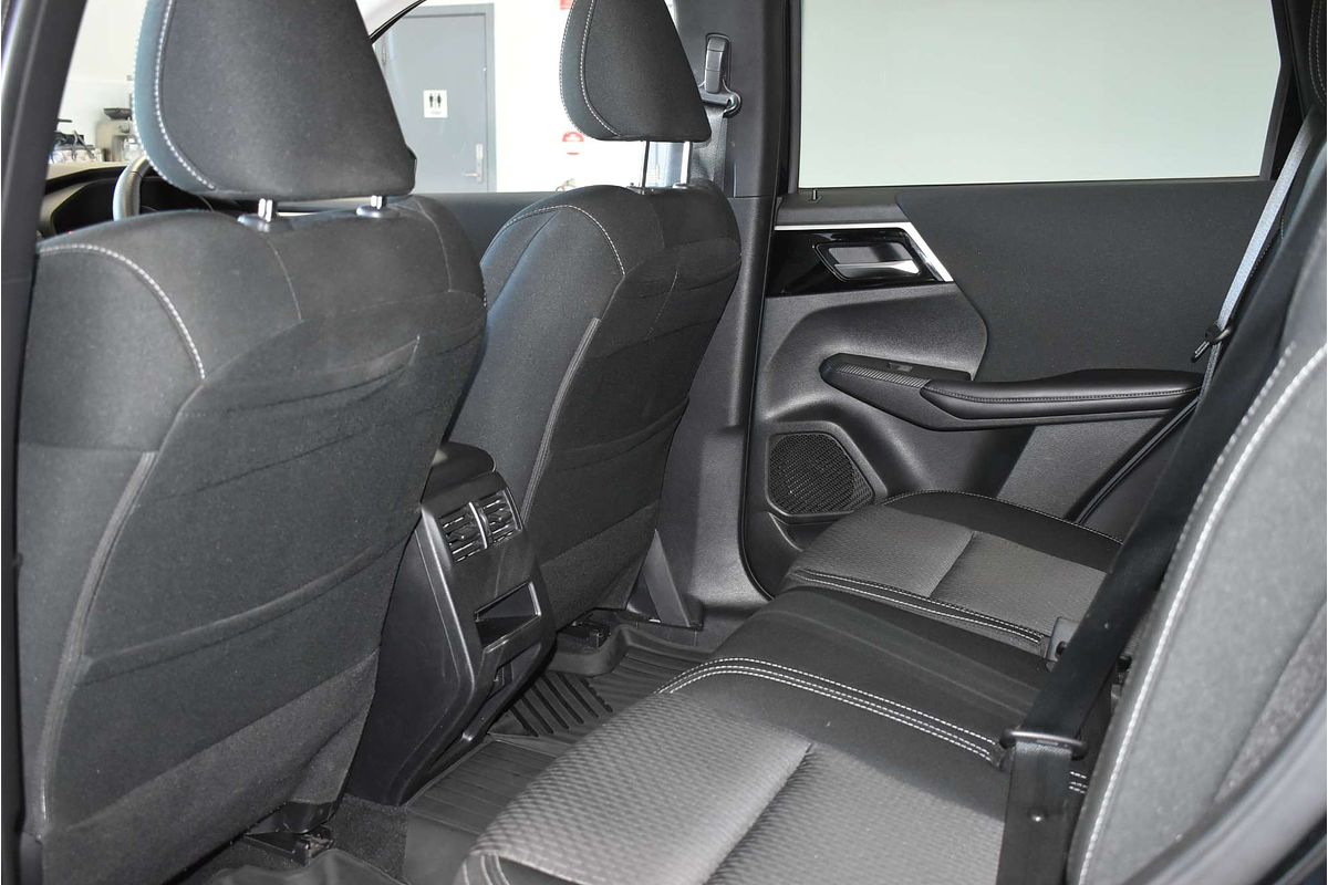 2022 Mitsubishi Outlander LS ZM