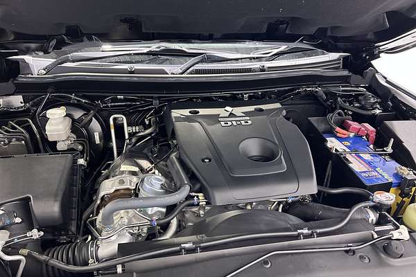 2022 Mitsubishi Pajero Sport Exceed QF