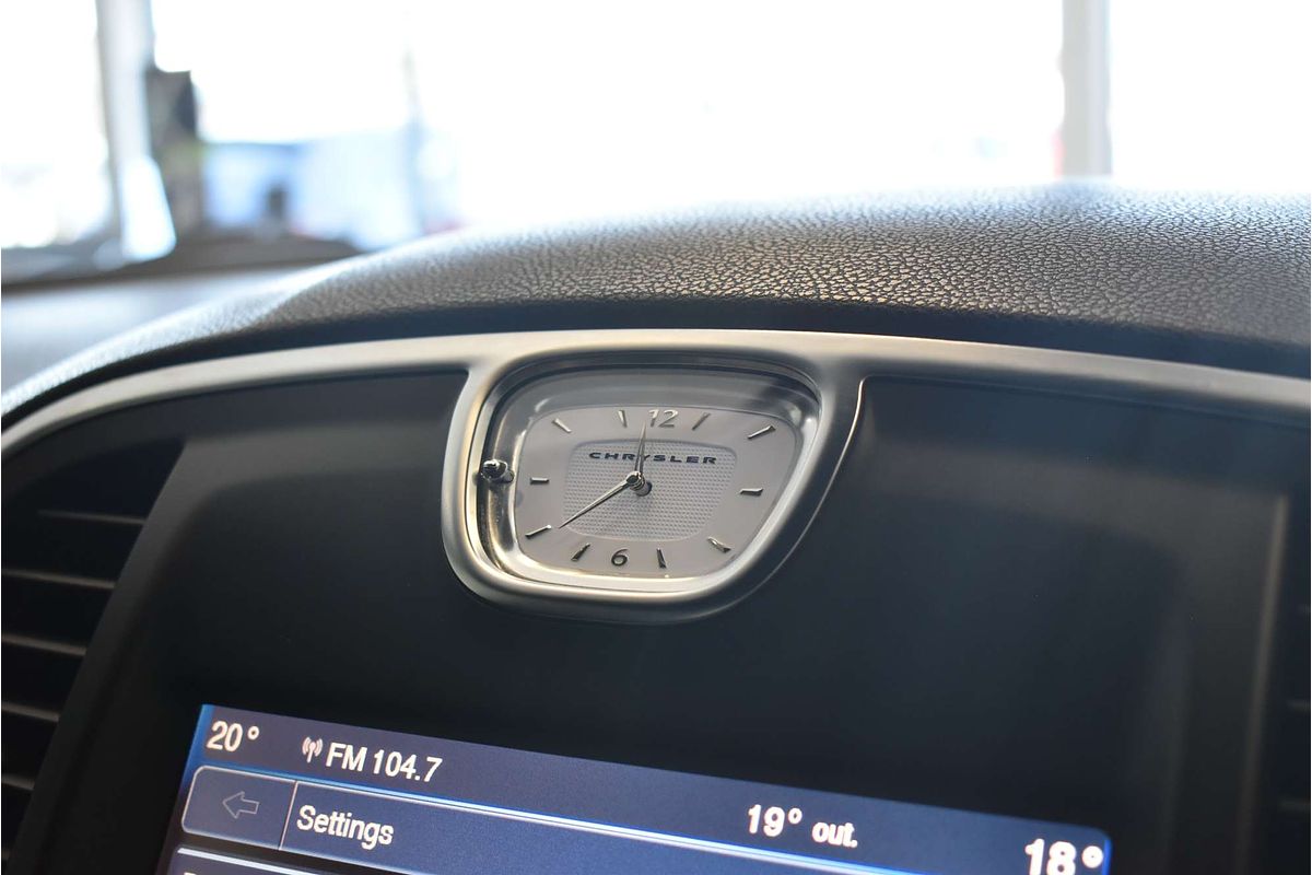 2014 Chrysler 300 C LX
