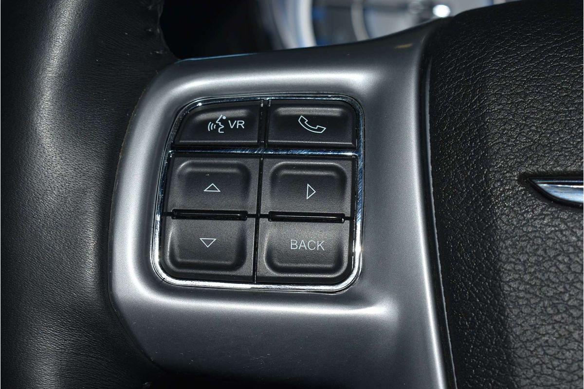 2014 Chrysler 300 C LX