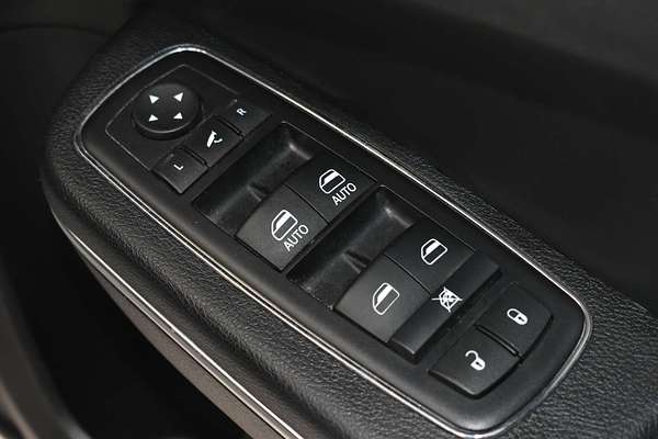 2014 Chrysler 300 C LX