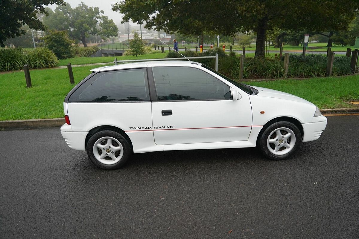 1996 Suzuki Swift GTi