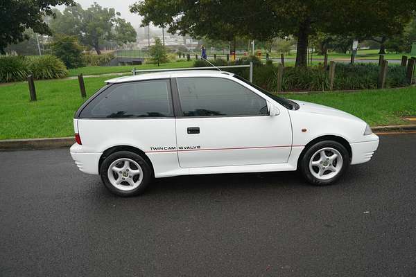 1996 Suzuki Swift GTi