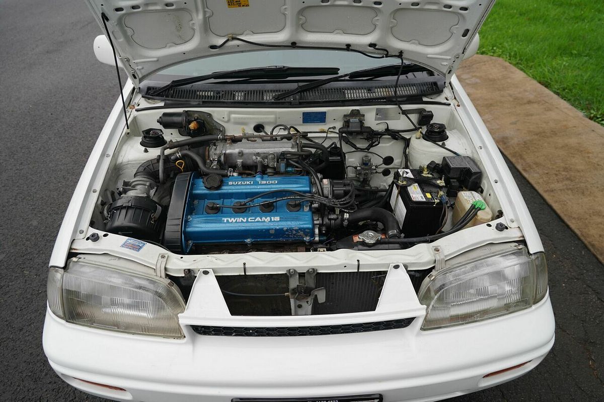1996 Suzuki Swift GTi