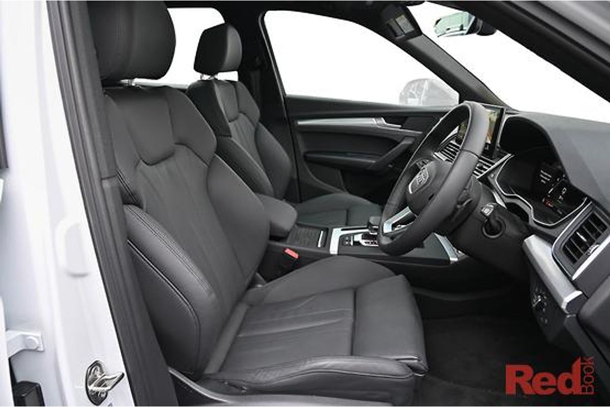 2024 Audi Q5 40 TDI Sport FY