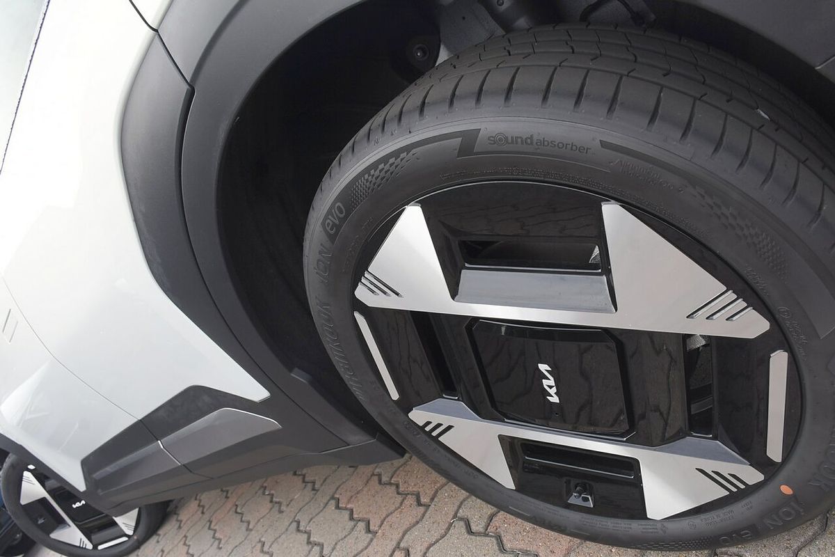 2025 Kia EV3 Earth Long Range SV