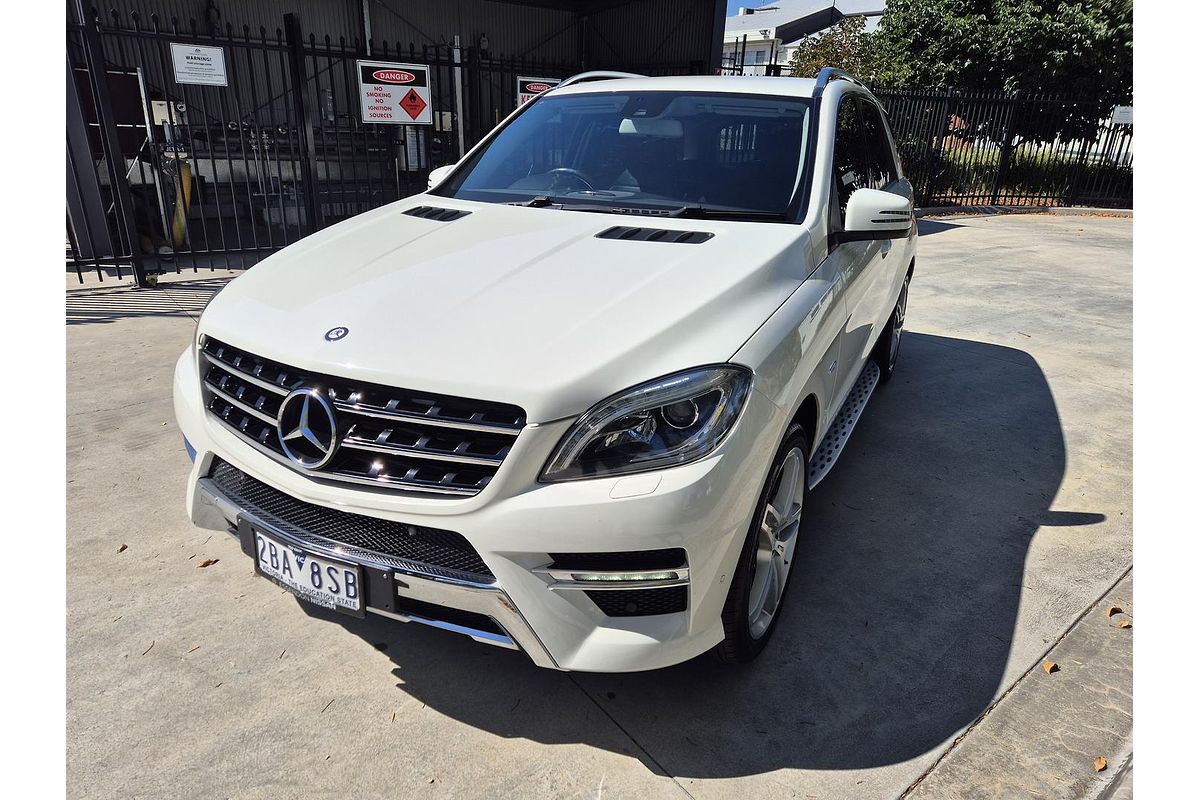 2012 Mercedes-Benz M-Class ML250 BlueTEC W166