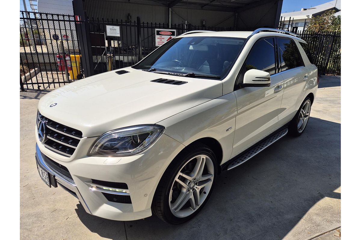 2012 Mercedes-Benz M-Class ML250 BlueTEC W166