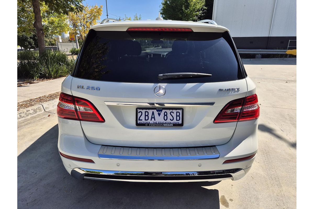 2012 Mercedes-Benz M-Class ML250 BlueTEC W166