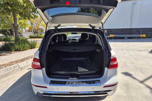 2012 Mercedes-Benz M-Class ML250 BlueTEC W166
