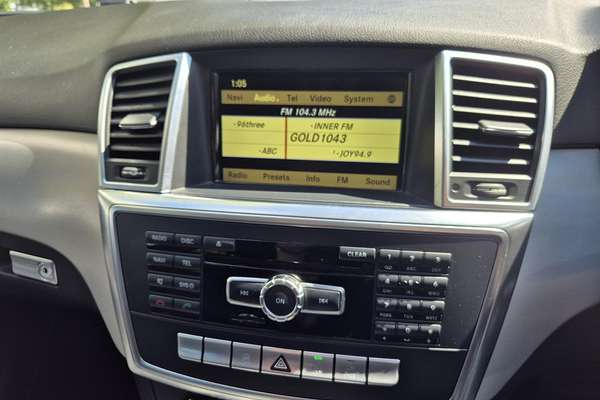 2012 Mercedes-Benz M-Class ML250 BlueTEC W166