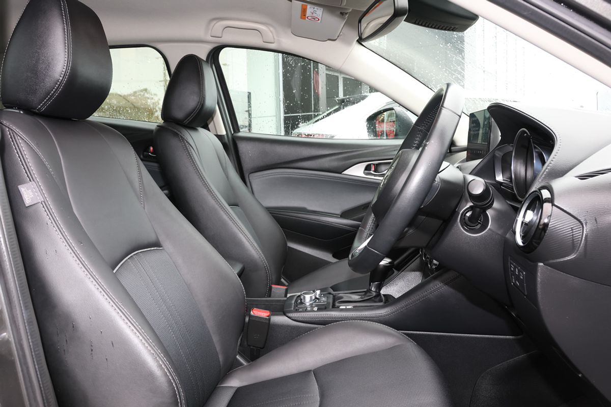 2022 Mazda CX-3 sTouring DK