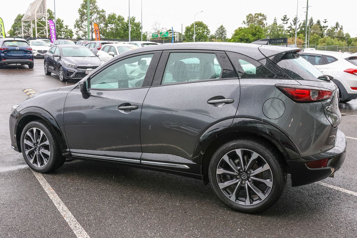 2022 Mazda CX-3 sTouring DK