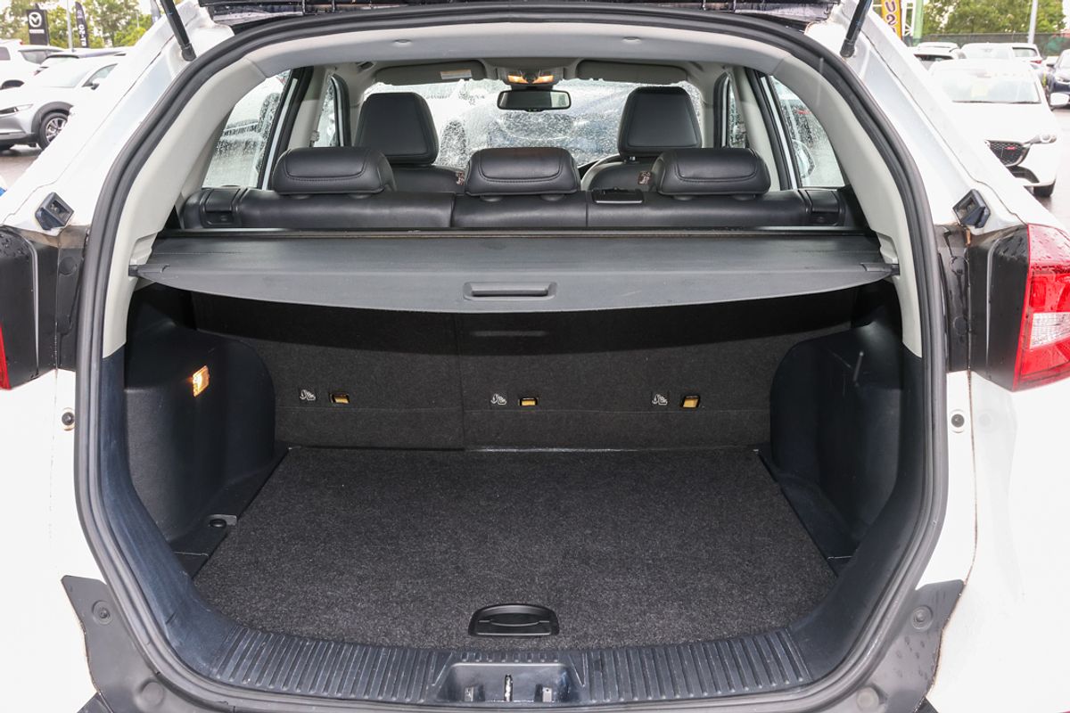 2019 MG GS Essence X SAS2