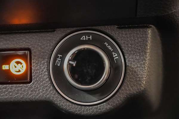 2025 Isuzu D-MAX LS-U+ 4X4