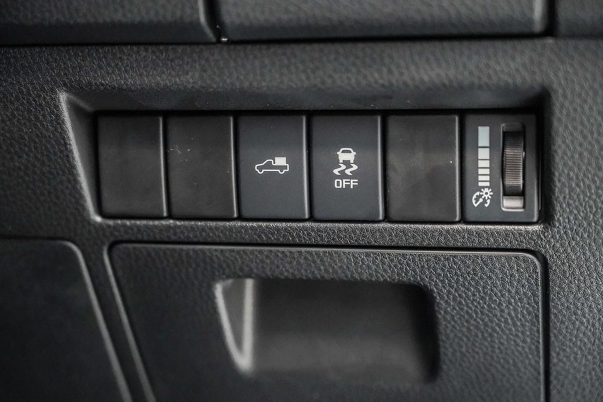 2024 Isuzu D-MAX X-TERRAIN 4X4
