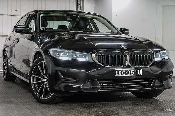 2022 BMW 3 Series 320i Luxury Line G20
