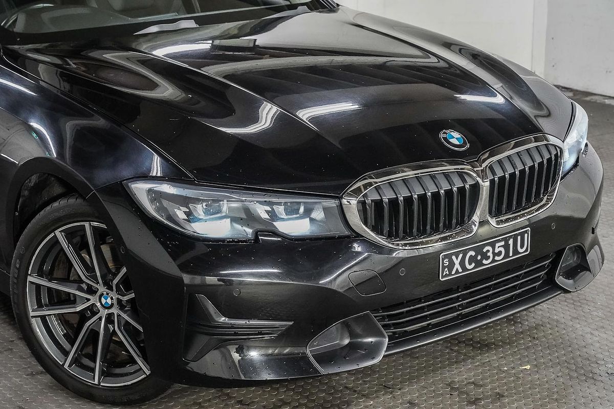 2022 BMW 3 Series 320i Luxury Line G20