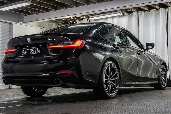2022 BMW 3 Series 320i Luxury Line G20