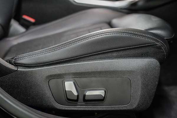 2022 BMW 3 Series 320i Luxury Line G20