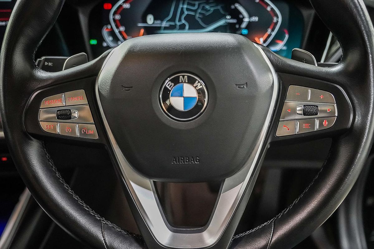 2022 BMW 3 Series 320i Luxury Line G20
