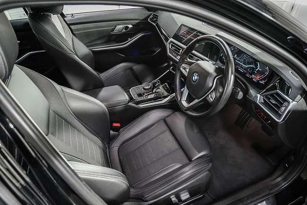 2022 BMW 3 Series 320i Luxury Line G20