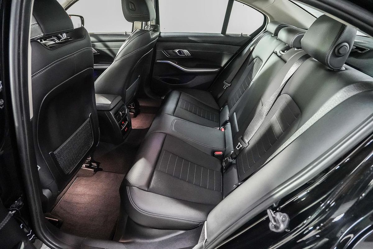 2022 BMW 3 Series 320i Luxury Line G20