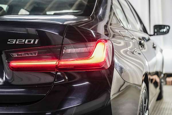 2022 BMW 3 Series 320i Luxury Line G20