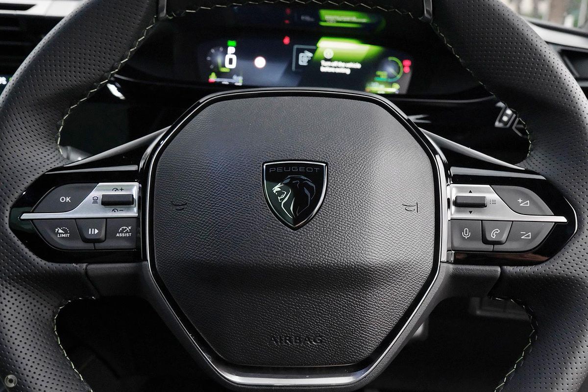 2025 Peugeot 408 GT Premium Hybrid P54