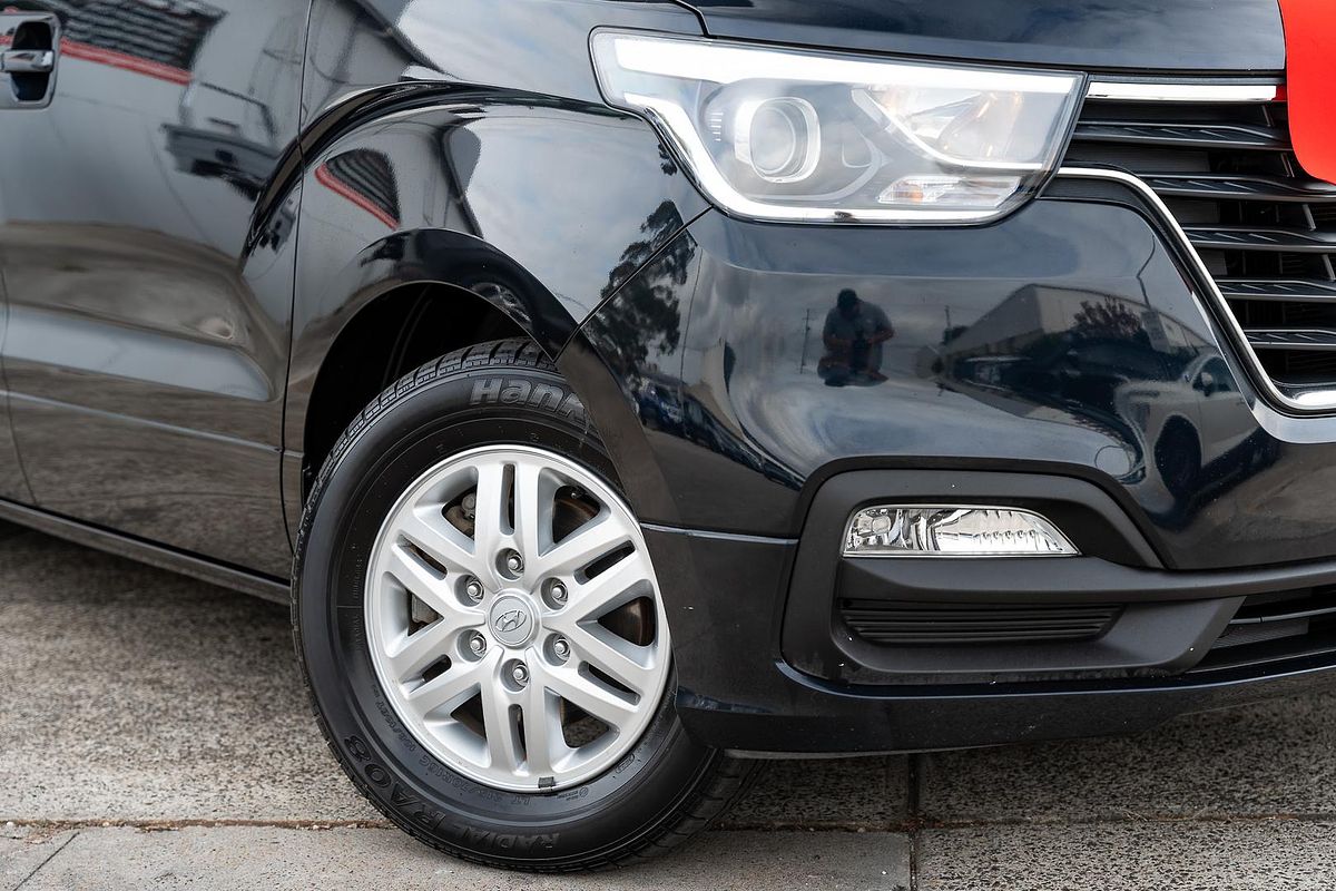 2019 Hyundai iMax Active TQ4