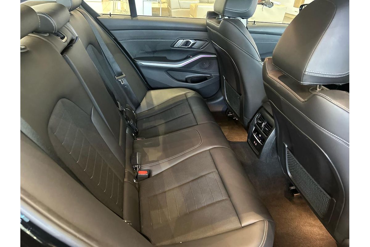 2022 BMW 3 Series 320i Sport Collection G20